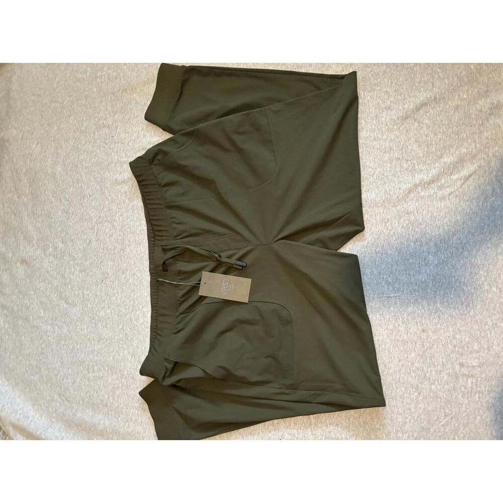 LIMITLESS JOGGER SLIM - Olive Green - Stretch & Moisture Wicking